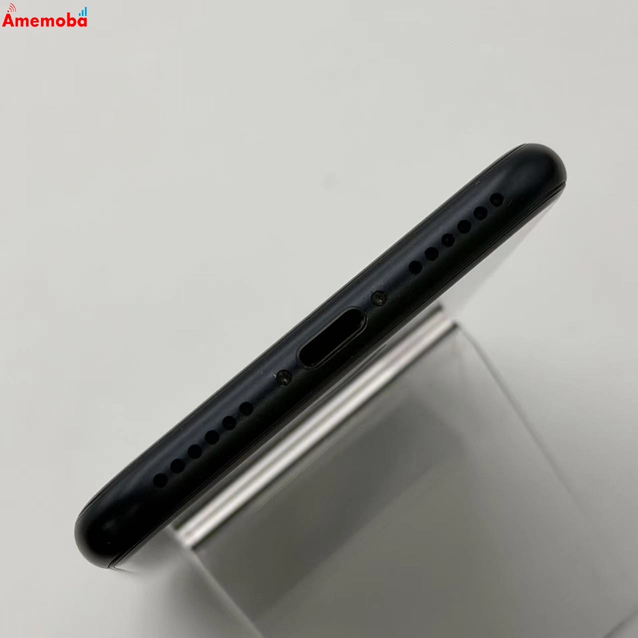 iPhoneSE 第3世代 128GB ミッドナイト MMYF3J/A docomo版SIMフリー