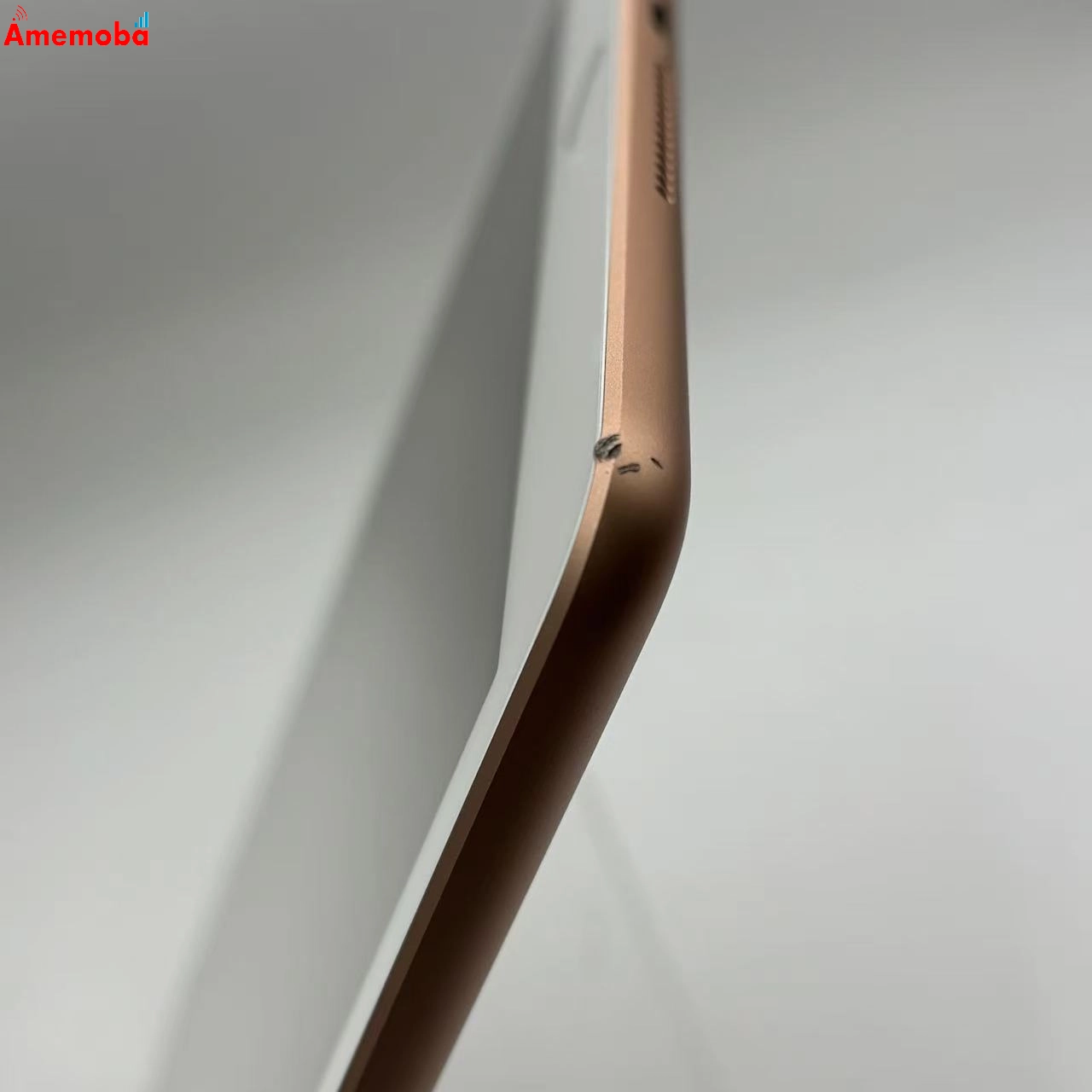 iPad 第8世代 Wi-Fi+Cellularモデル 32GB ゴールド MYMK2J/A AU版SIMフリー au