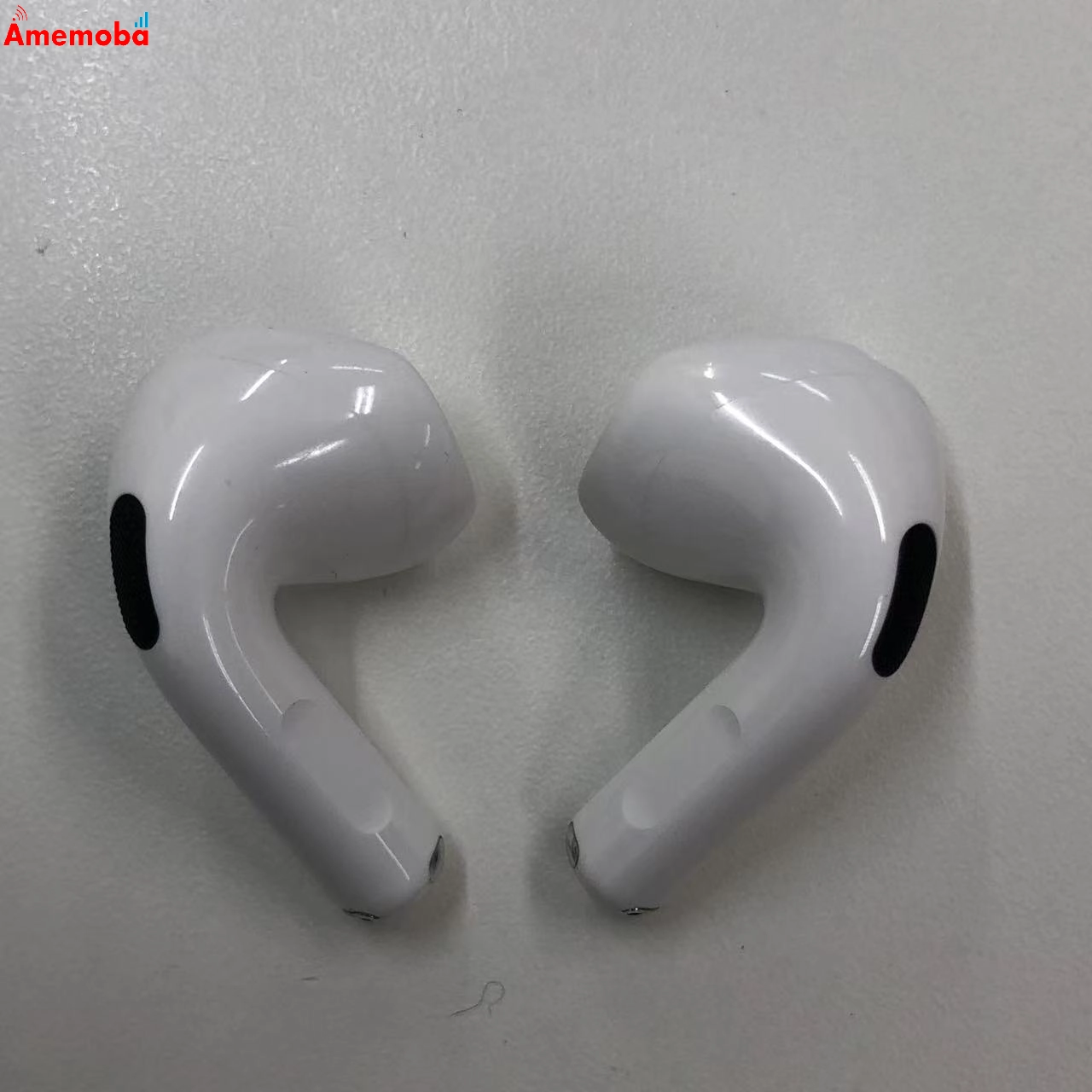 AirPods 第4世代 アクティブノイズキャンセリング搭載 ホワイト MXP93J/A