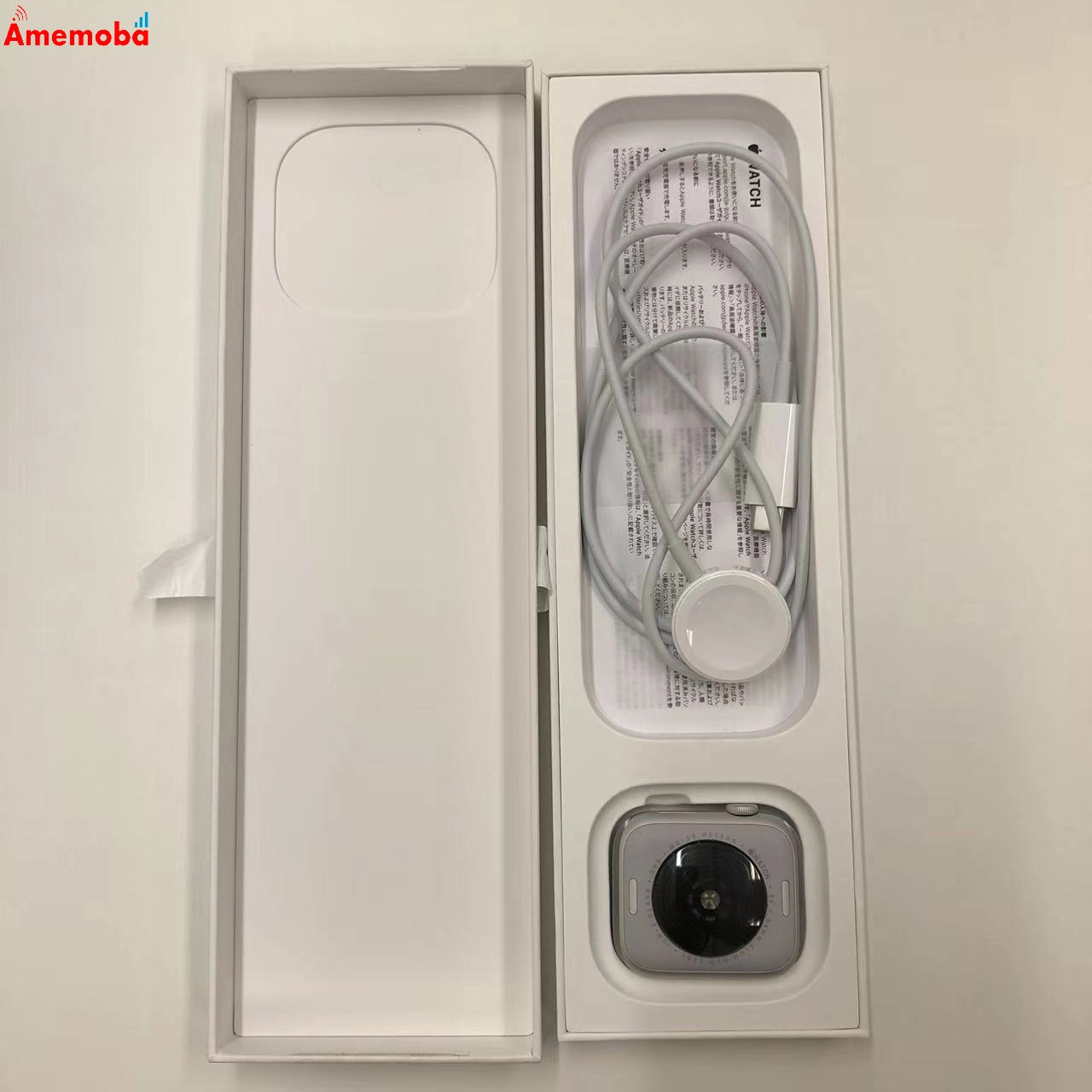 Apple Watch SE 第2世代 44mm GPSモデル 32GB シルバー MA7X4J/A 新品同様