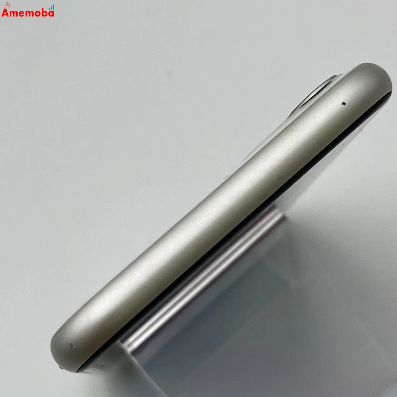 iPhone11 64GB ホワイト MWLU2J/A AU版SIMフリー au