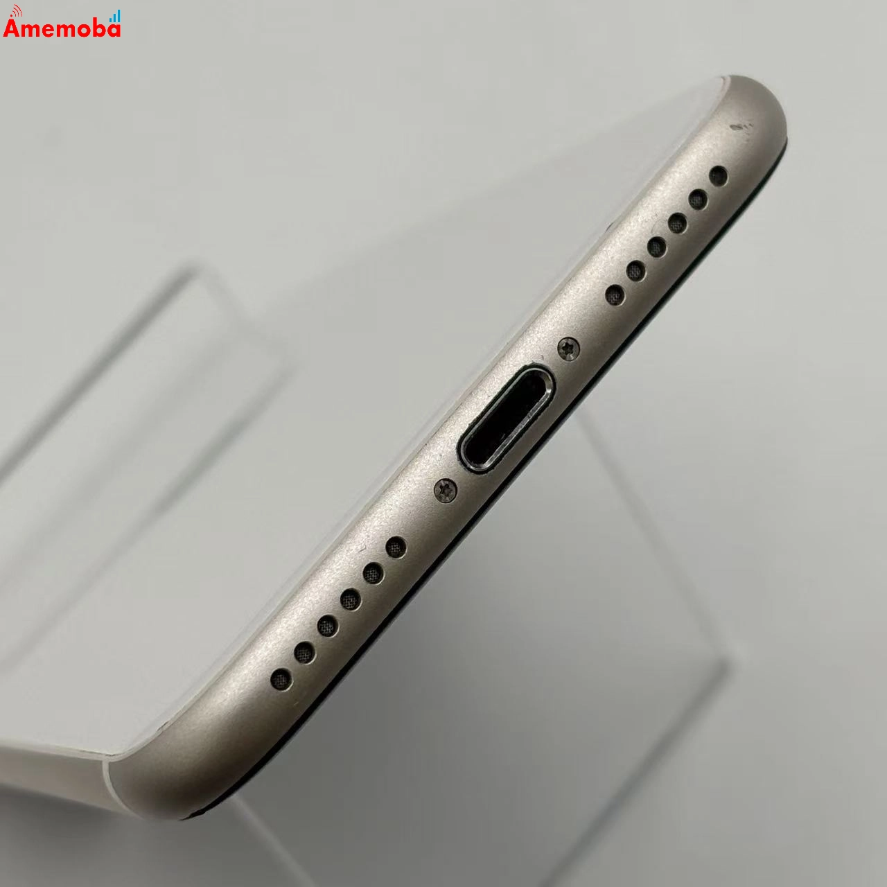 iPhoneSE 第3世代 128GB スターライト MMYG3J/A SIMフリー ジャンク品