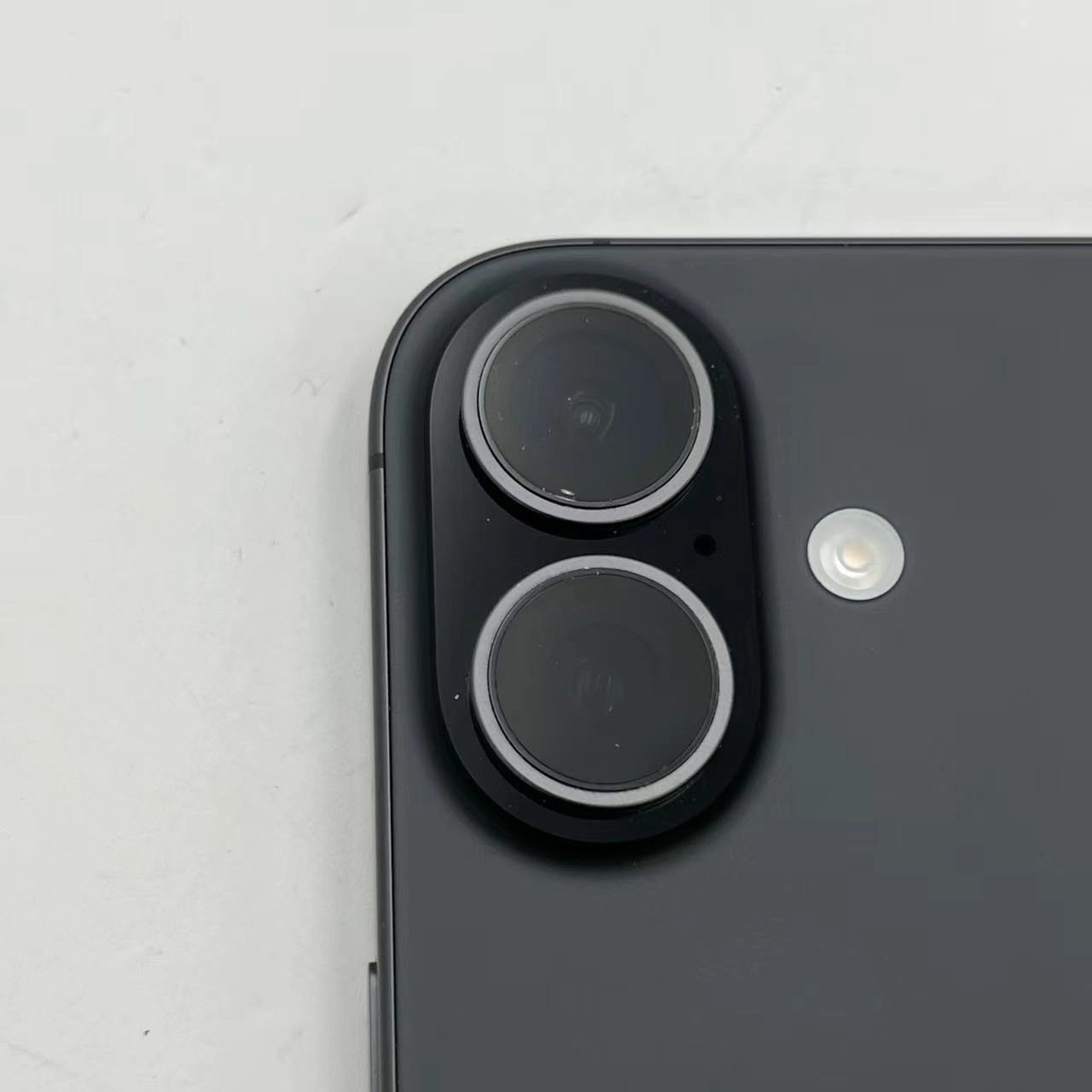 iPhone 17 256GB ブラック MG674J/A 楽天モバイル版SIMフリー 美品