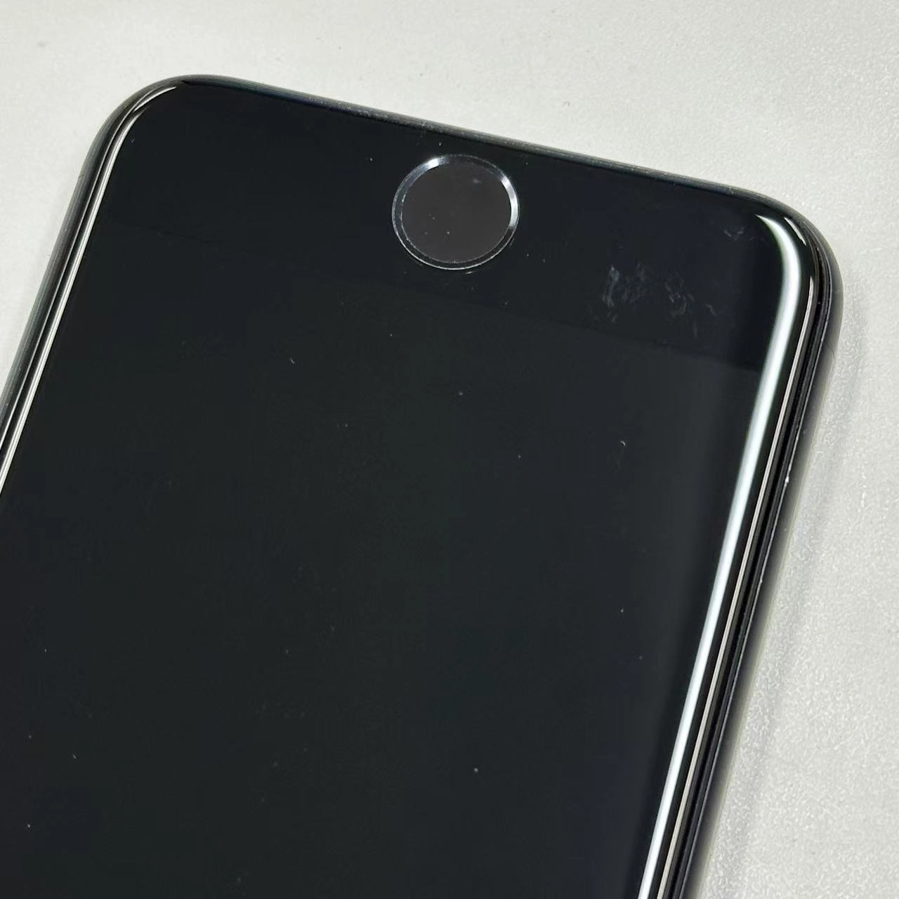 iPhoneSE 第2世代 64GB ブラック MX9R2J/A SoftBank版SIMフリー 美品