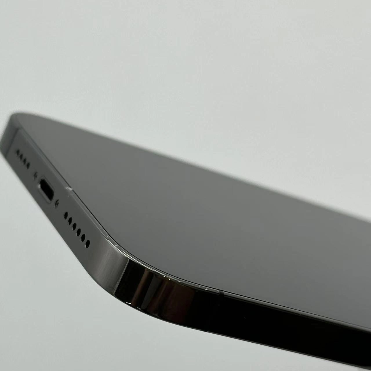 iPhone12 Pro Max 128GB グラファイト MGCU3J/A SoftBank版SIMフリー 美品