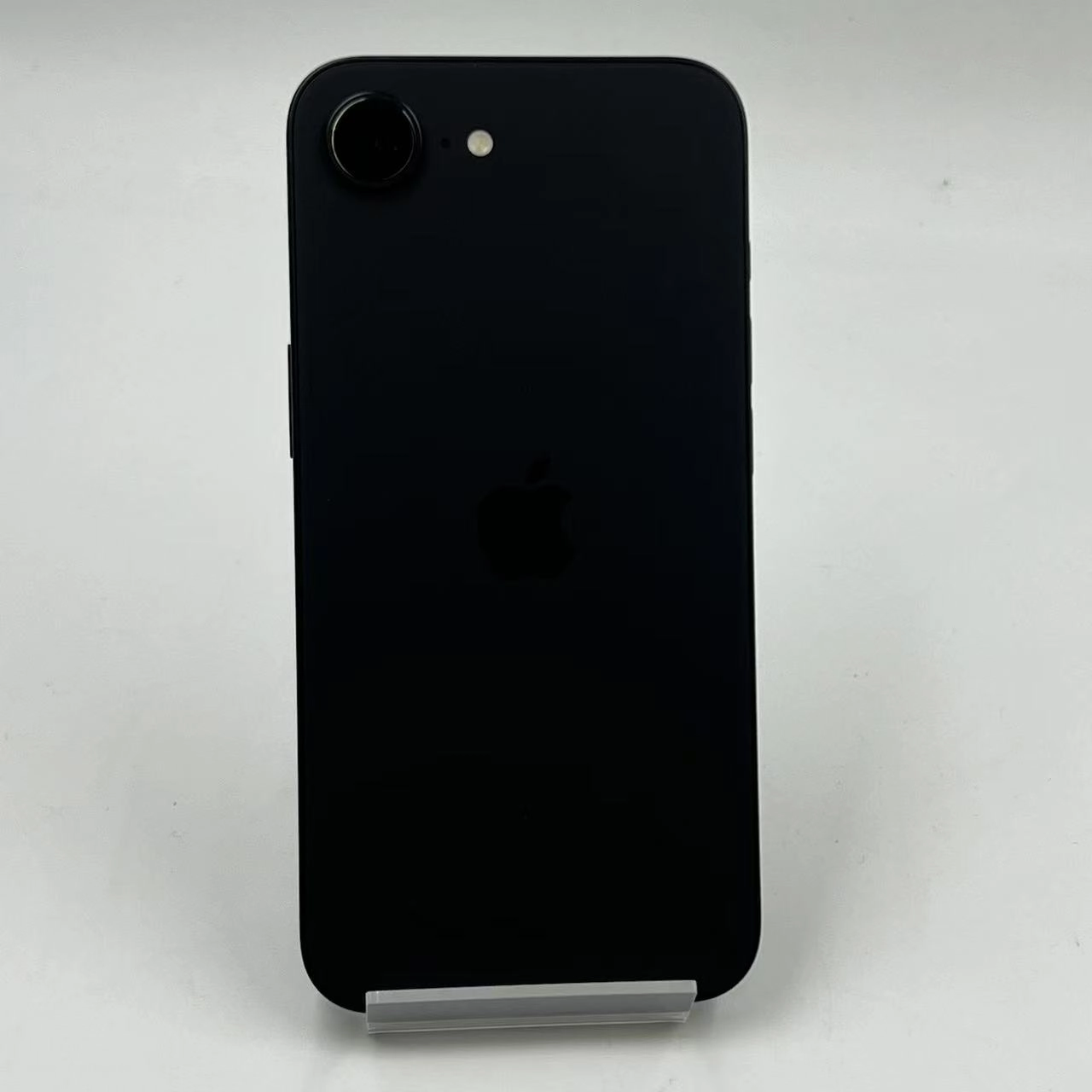 iPhone 16e 128GB ブラック 4D1Q4J/A SIMフリー