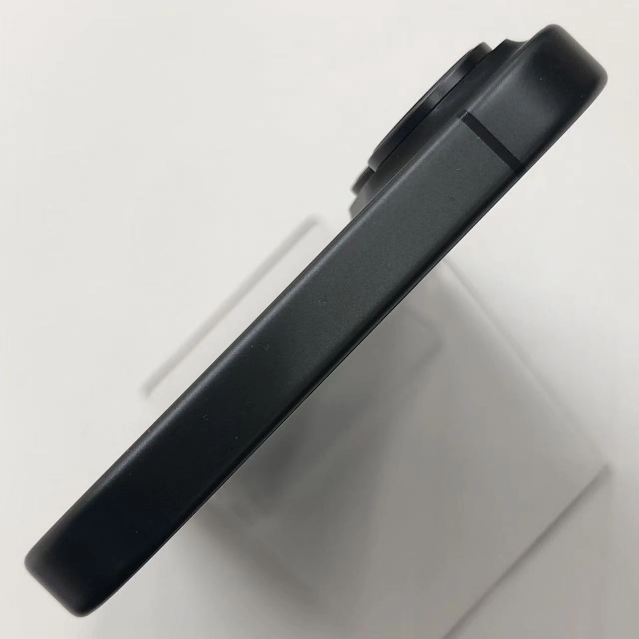 iPhone 17 256GB ブラック MG674J/A Apple版SIMフリー 新品同様