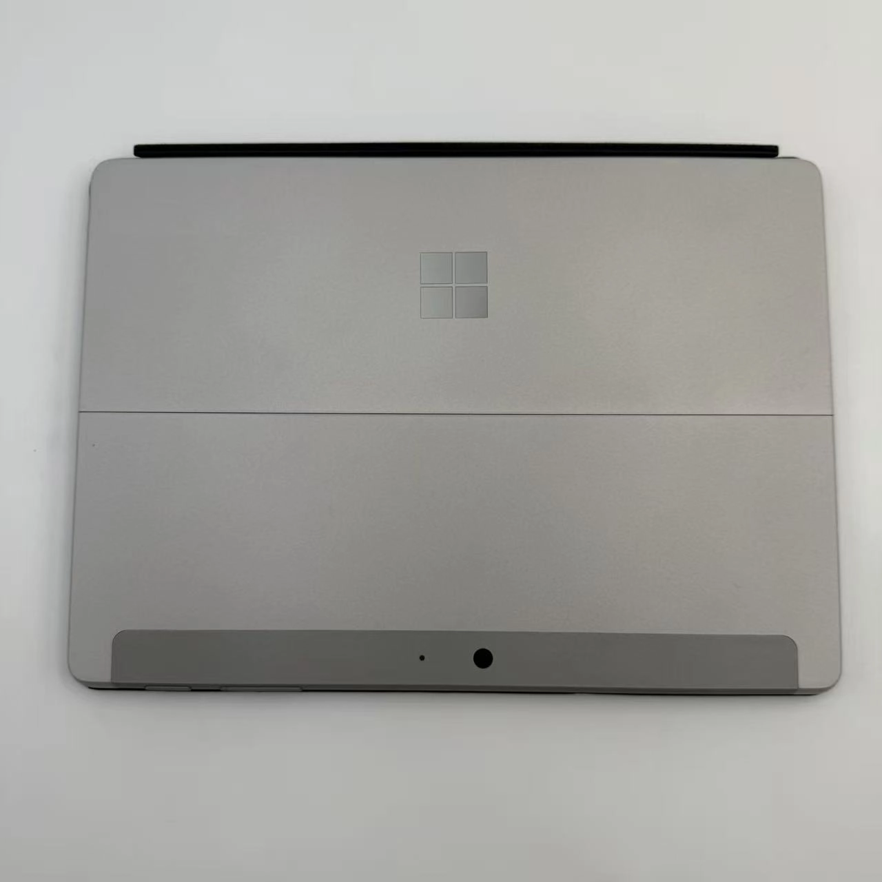 SurfaceGo 第1世代 8GB/128GB プラチナ 1824 4415Y 1.60GHz 1.61Ghz 美品