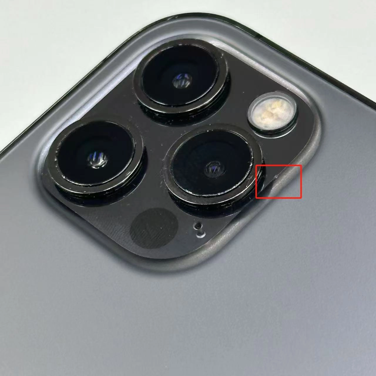 iPhone12 Pro 128GB グラファイト MGM53J/A AU版SIMフリー au