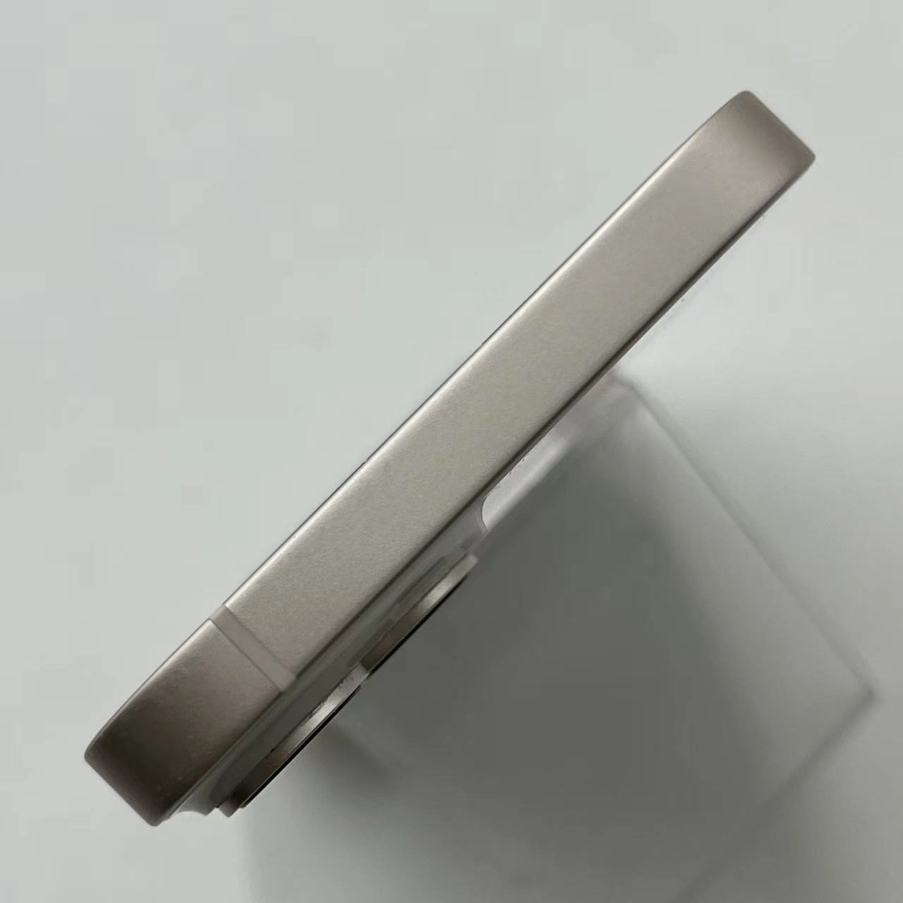 iPhone14 128GB スターライト MPUQ3J/A AU版SIMフリー 美品