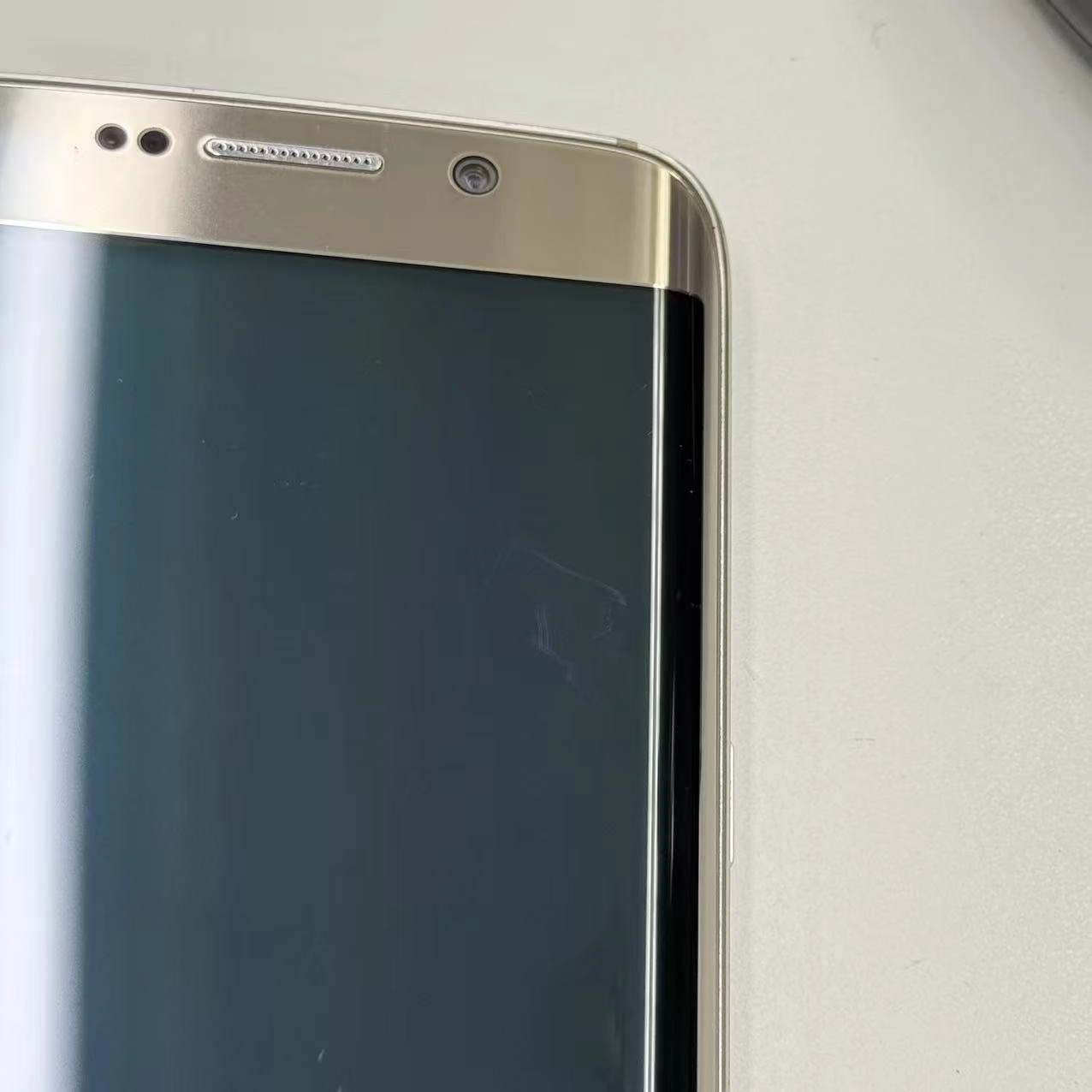 Galaxy S6 edge 32GB Gold Platinum SC-04G docomo版SIMフリー