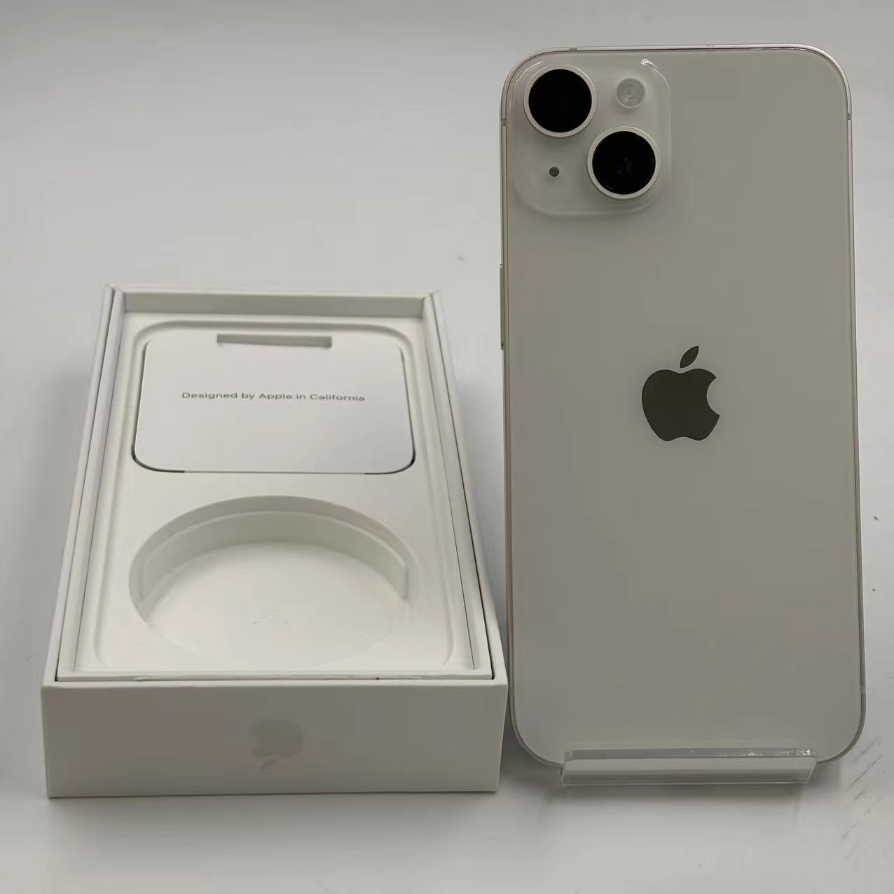 iPhone14 128GB スターライト MPUQ3J/A docomo版SIMフリー 美品