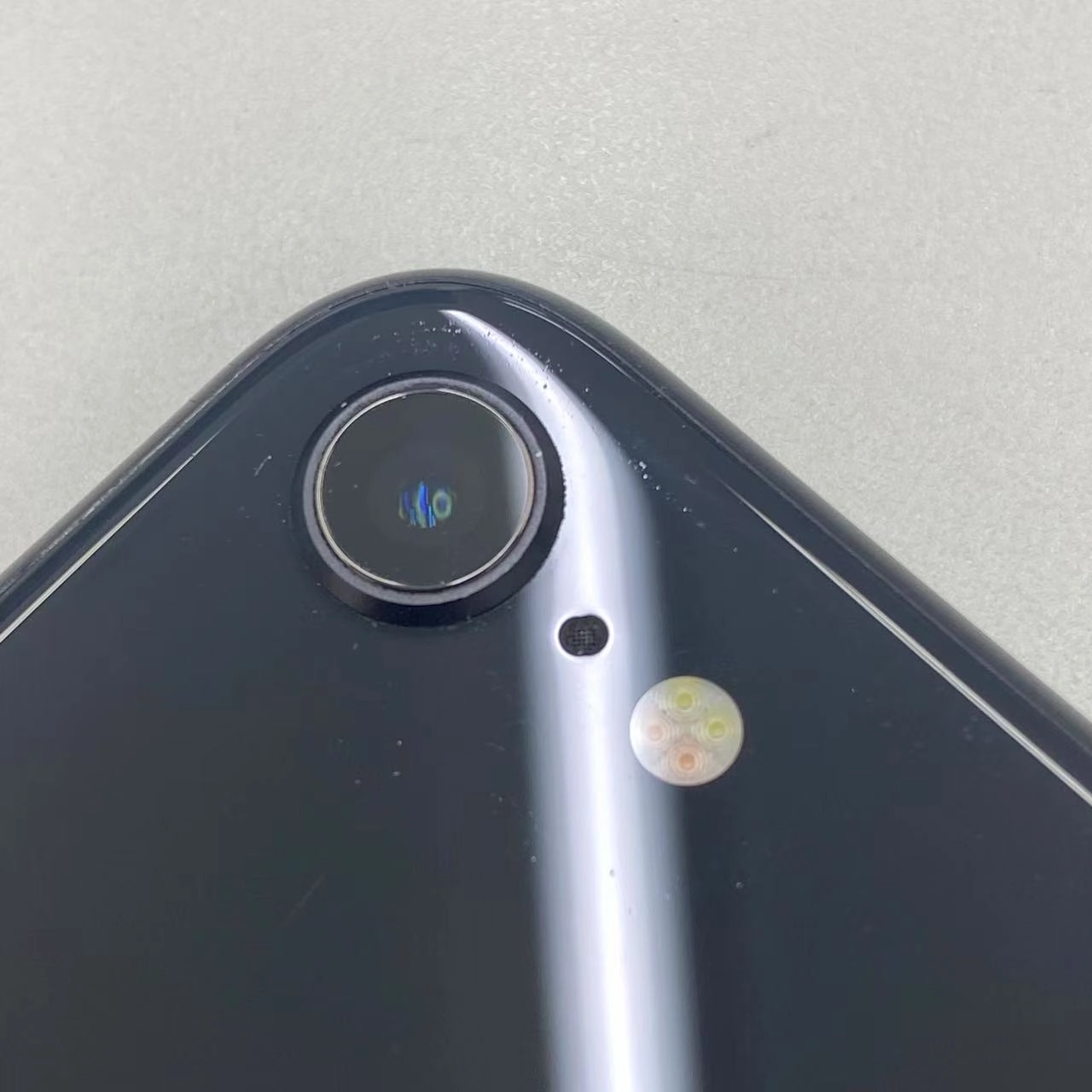 iPhoneSE 第2世代 256GB MXVT2J/A Apple版SIMフリー ブラック