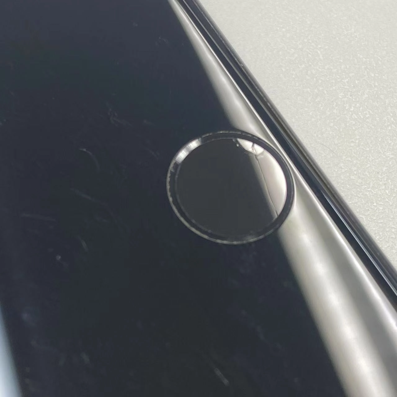 iPhoneSE 第2世代 256GB MXVT2J/A mineo版SIMフリー ジャンク品 ブラック