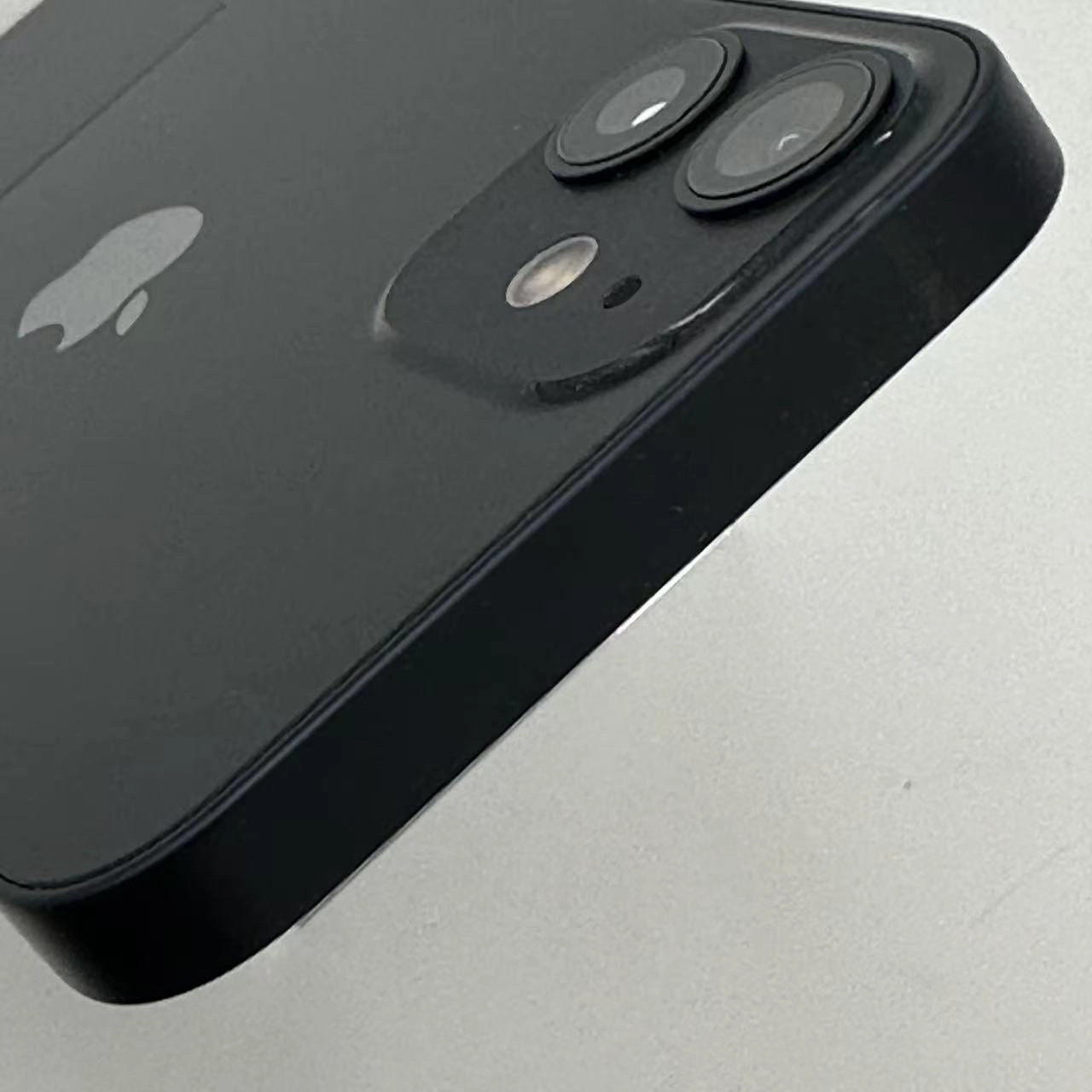 iPhone12 mini 展示品 64GB ブラック 3H475J/A au 訳あり品