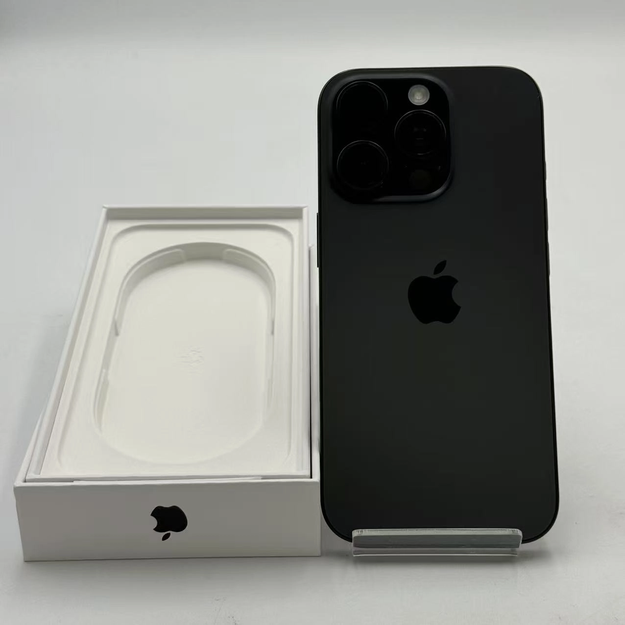 iPhone16 Pro 256GB ブラックチタニウム MYN03J/A Apple版SIMフリー