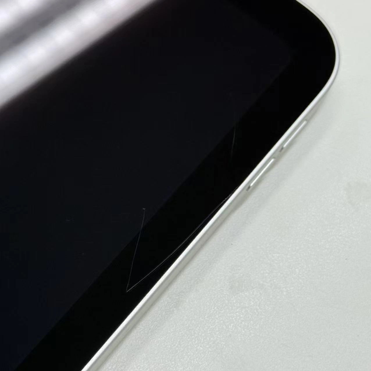 iPad 第10世代 Wi-Fiモデル 256GB シルバー 4PQ83J/A ジャンク品