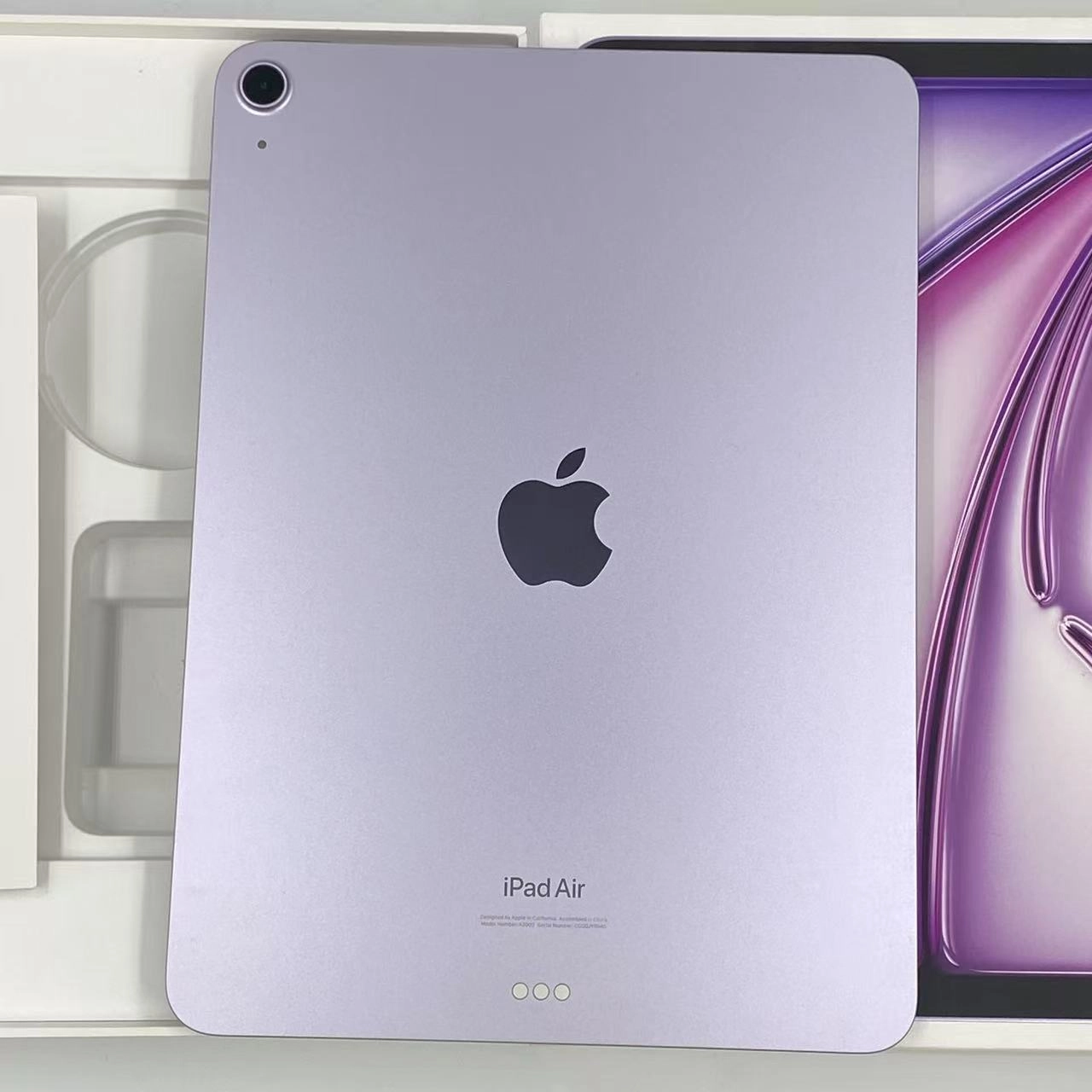 iPad Air 11インチ 第6世代 Wi-Fiモデル 256GB MUWK3J/A 美品