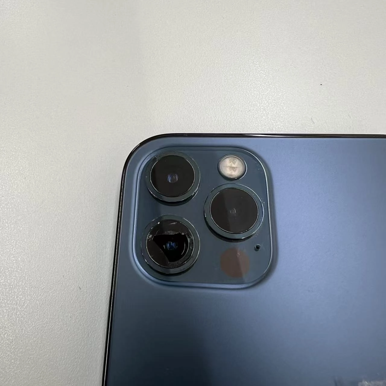 iPhone12 Pro 128GB パシフィックブルー MGM83J/A docomo版SIMフリー ジャンク品