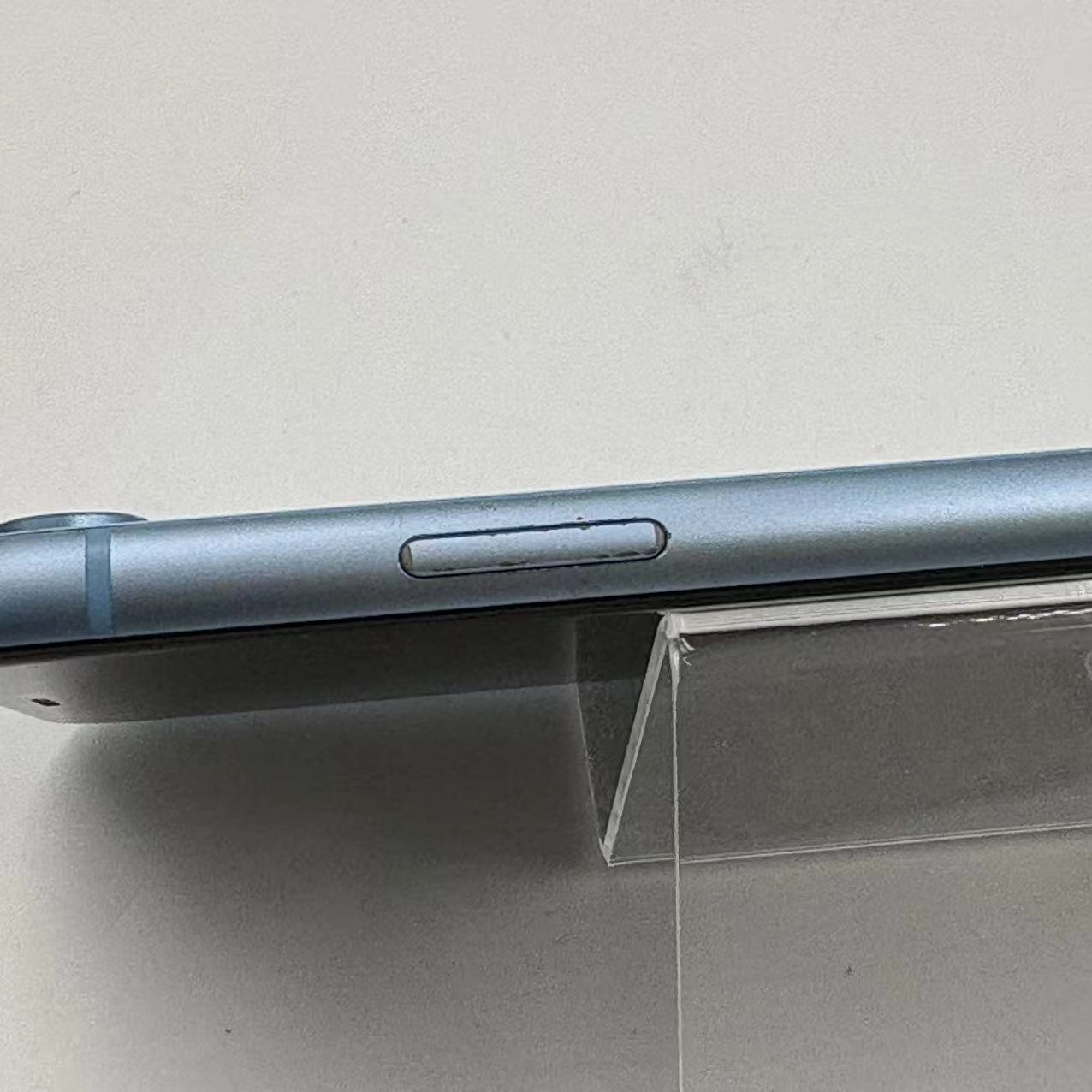 iPhoneXR 256GB ブルー MT112J/A docomo版SIMフリー 訳あり品