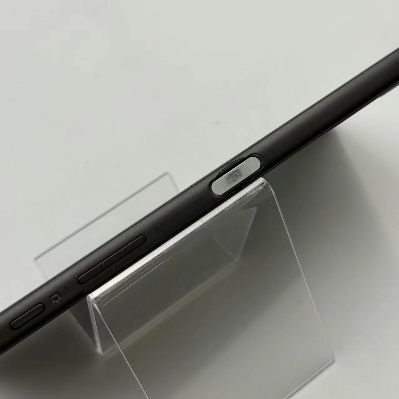 Xperia X Dual 64GB ブラック F5122 海外版SIMフリー ジャンク品 ６４GB docomo