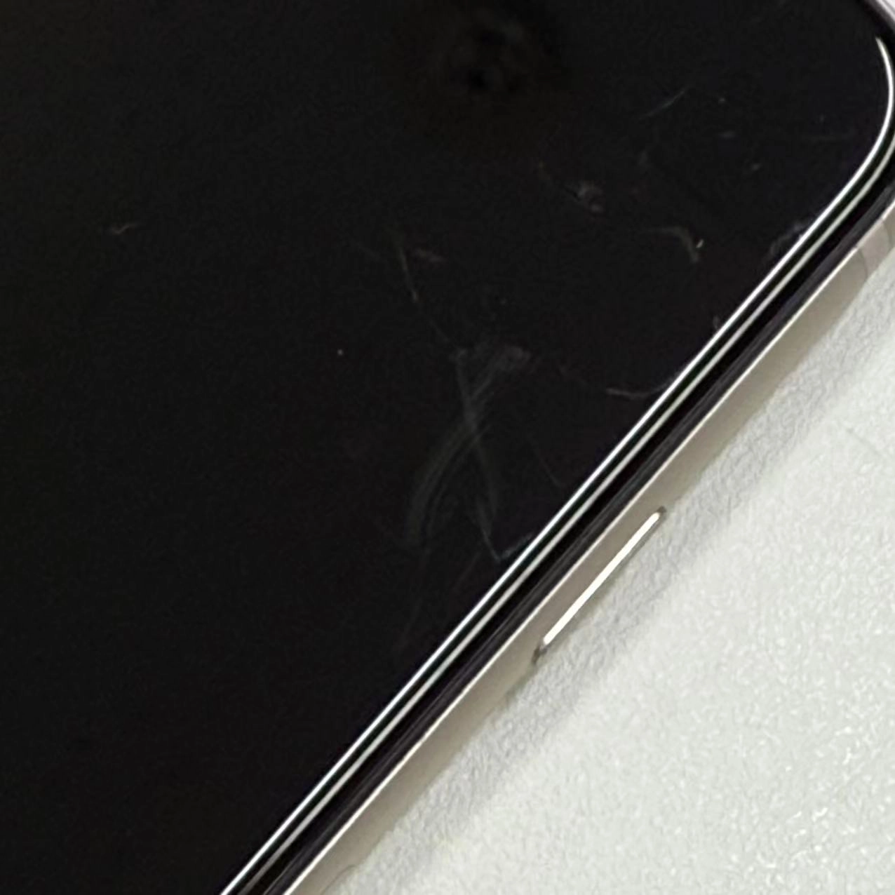 iPhoneSE 第3世代 64GB 3K433J/A AU版SIMフリー