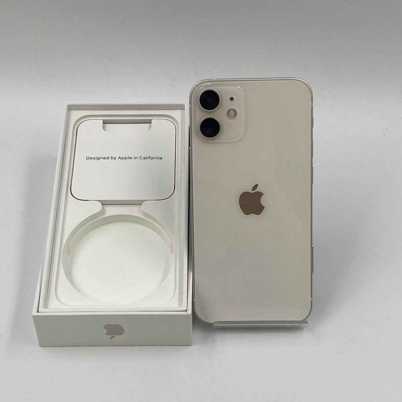 iPhone12 mini 256GB MGDT3J/A AU版SIMフリー 美品 ホワイト au
