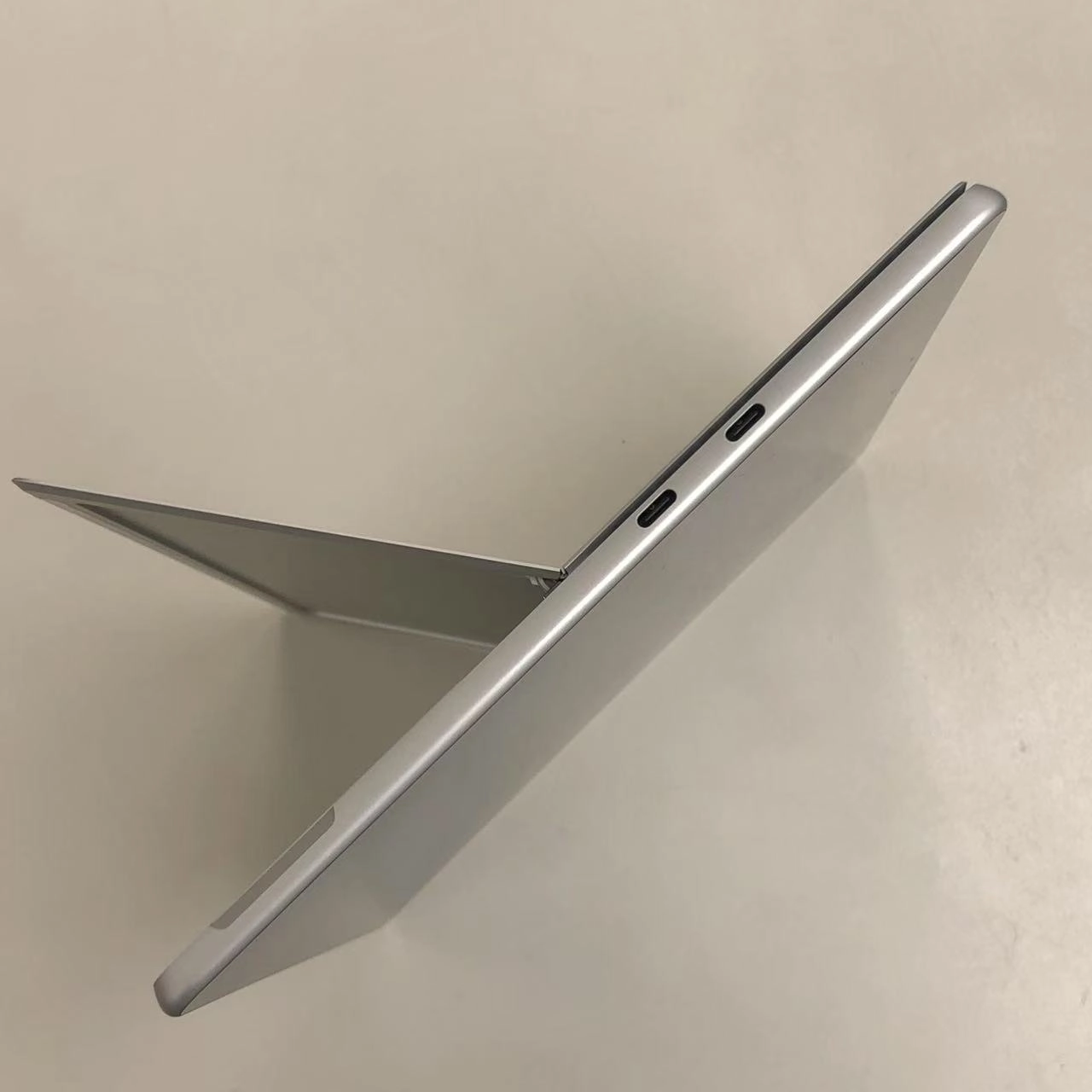 Surface Pro 9 12th i5-1245U 8GB 256GB 2038 極美品 プラチナ