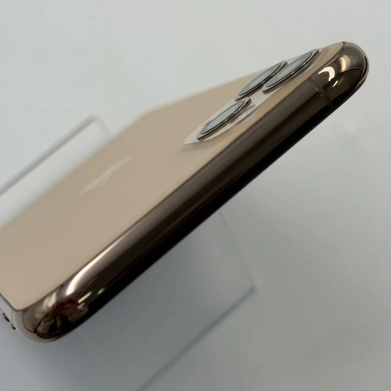 iPhone11 Pro Max 512GB ゴールド MWHQ2J/A AU版SIMフリー 美品