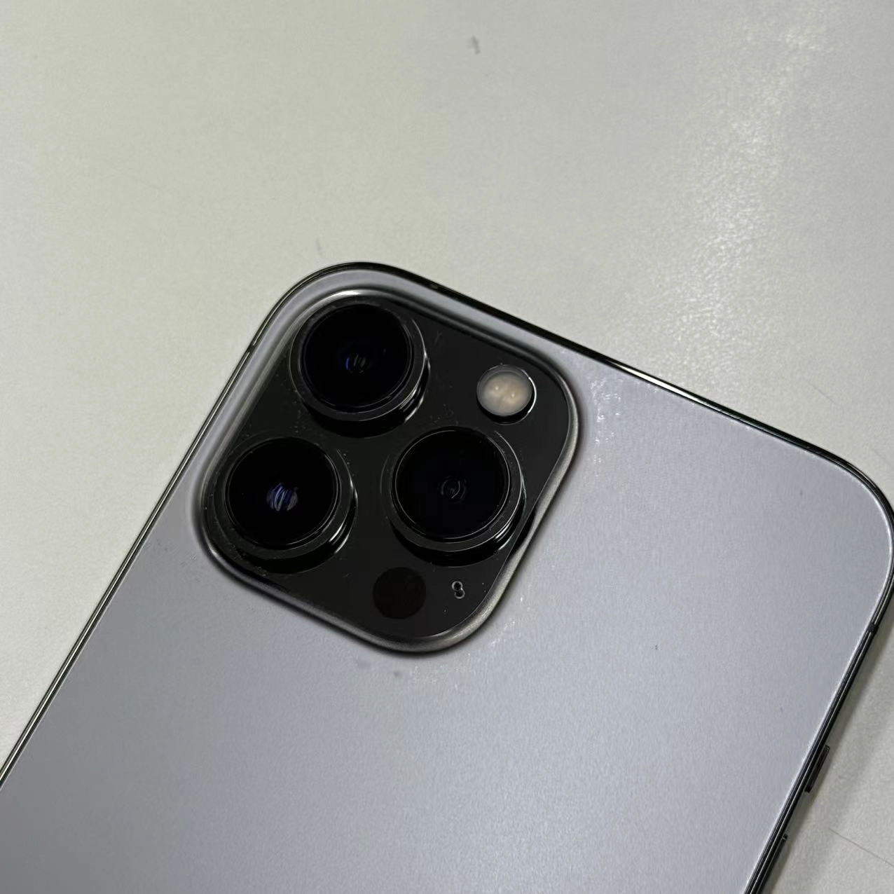iPhone13 Pro Max 128GB グラファイト MLJ43J/A SoftBank版SIMフリー