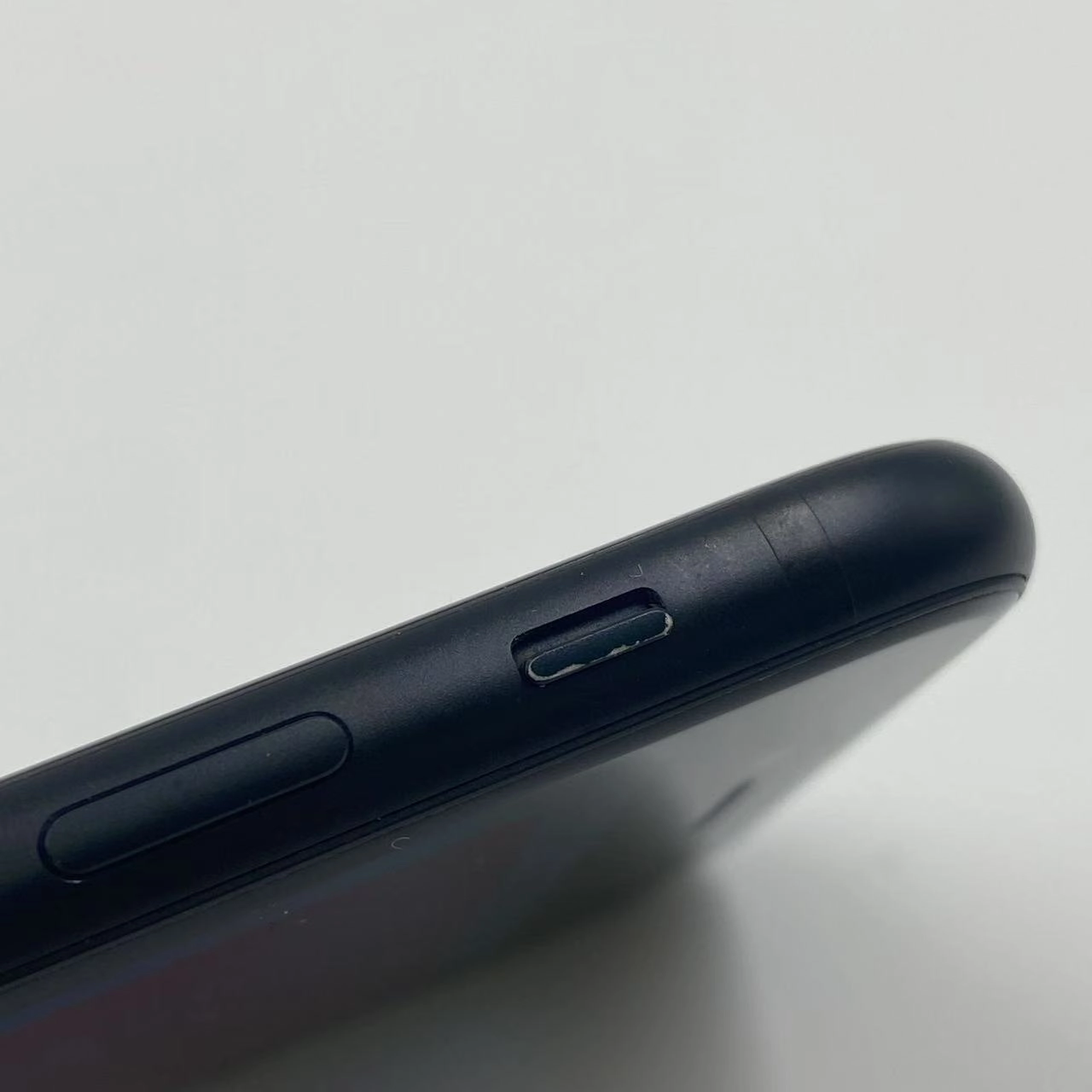 iPhoneSE 第2世代 256GB MXVT2J/A Apple版SIMフリー ブラック