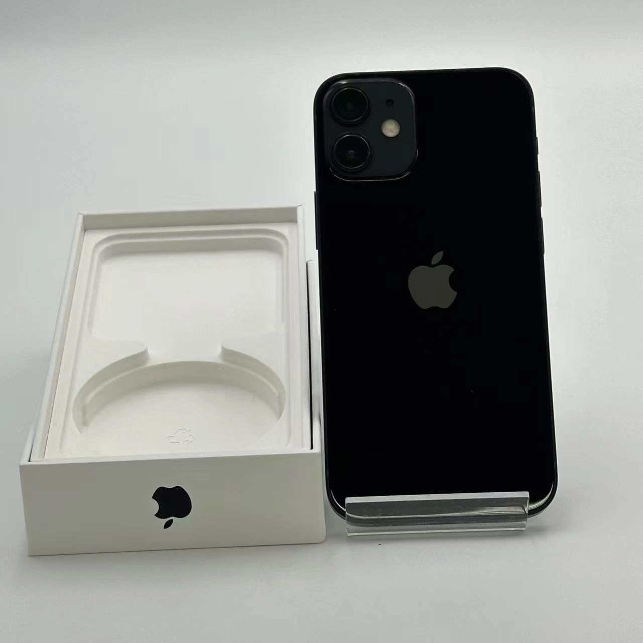 iPhone12 mini 展示品 64GB ブラック 3H475J/A au 訳あり品