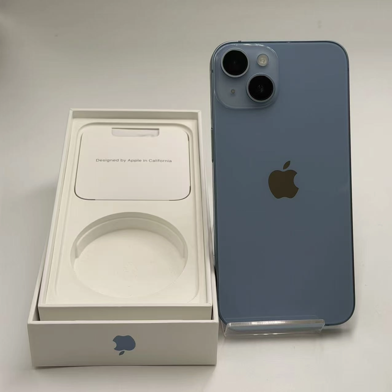 iPhone14 128GB ブルー MPVJ3J/A docomo版SIMフリー 訳あり品