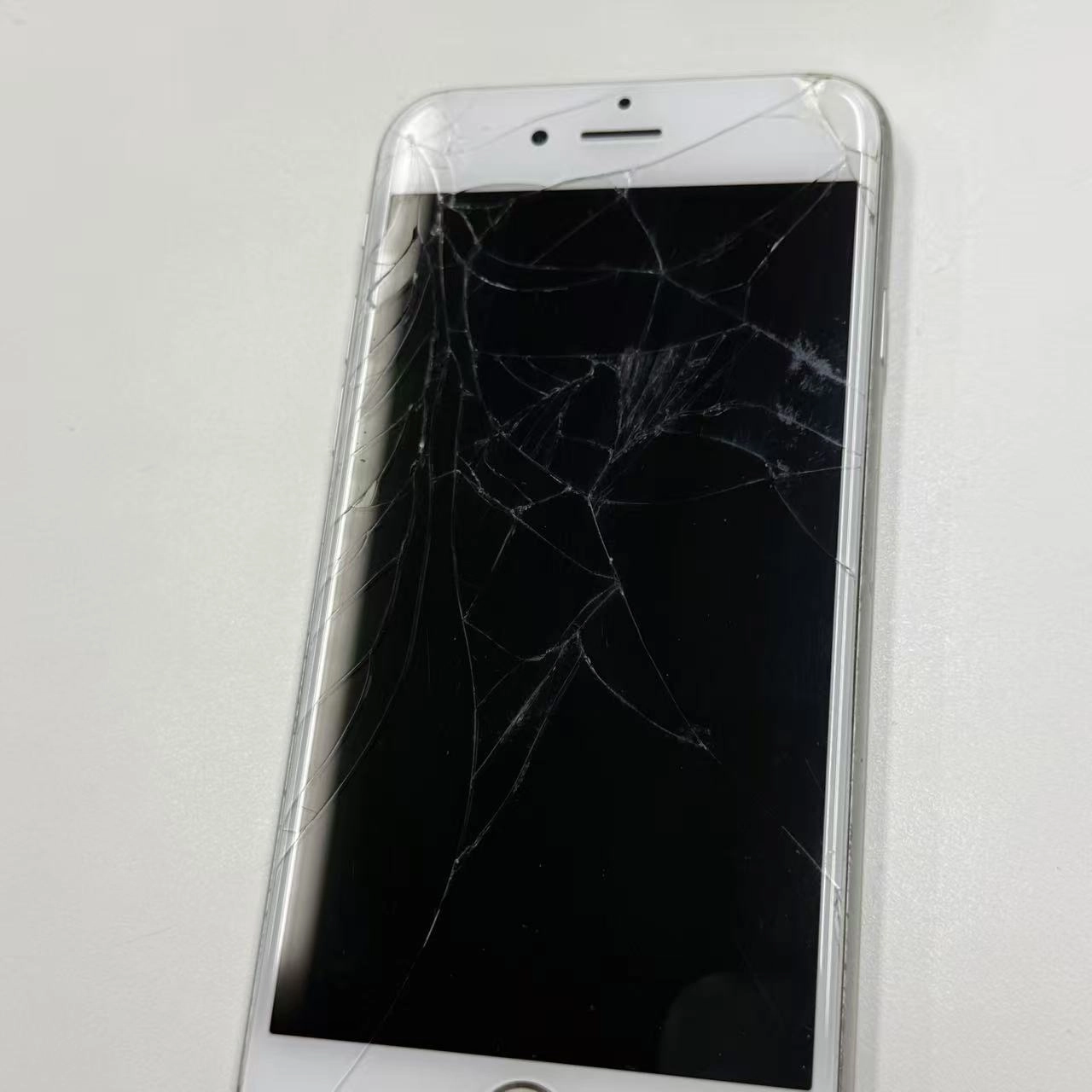 iPhone6s 64GB シルバー MKQP2J/A SoftBank版 ジャンク品