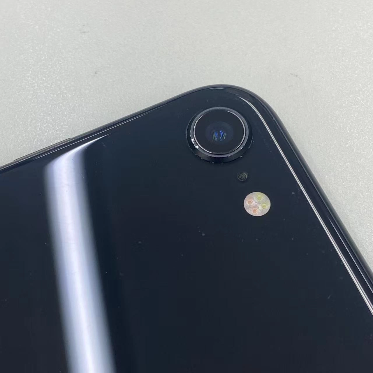 iPhoneSE 第2世代 256GB MXVT2J/A Apple版SIMフリー ブラック