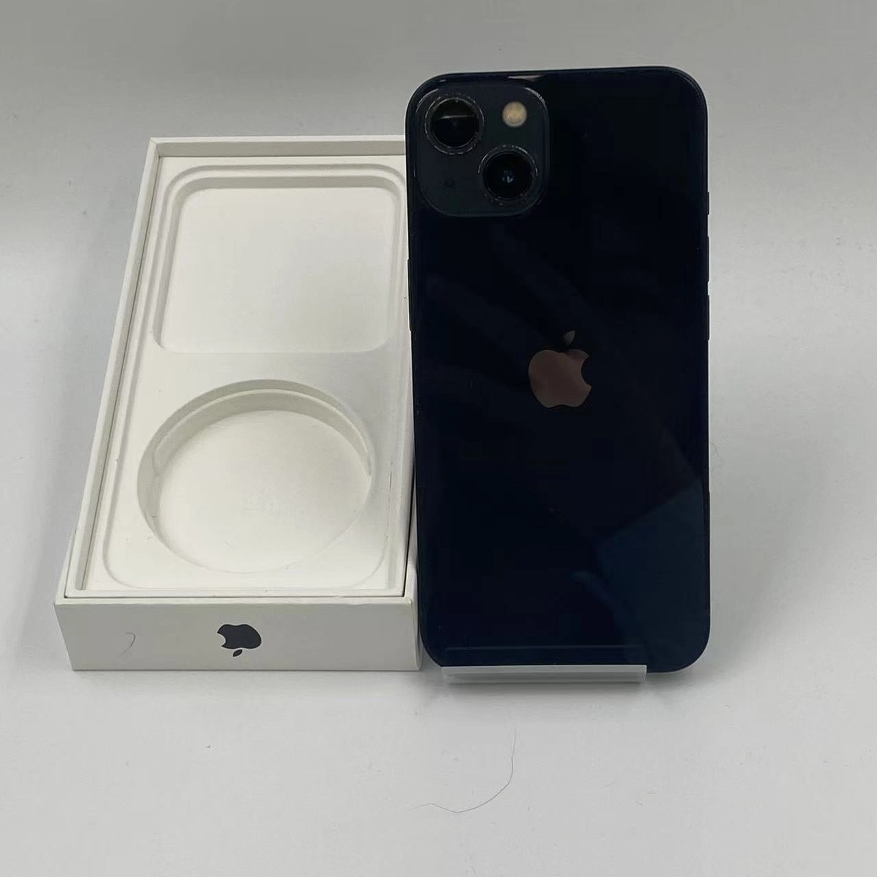 iPhone13 128GB MLNC3J/A docomo版SIMフリー 訳あり品