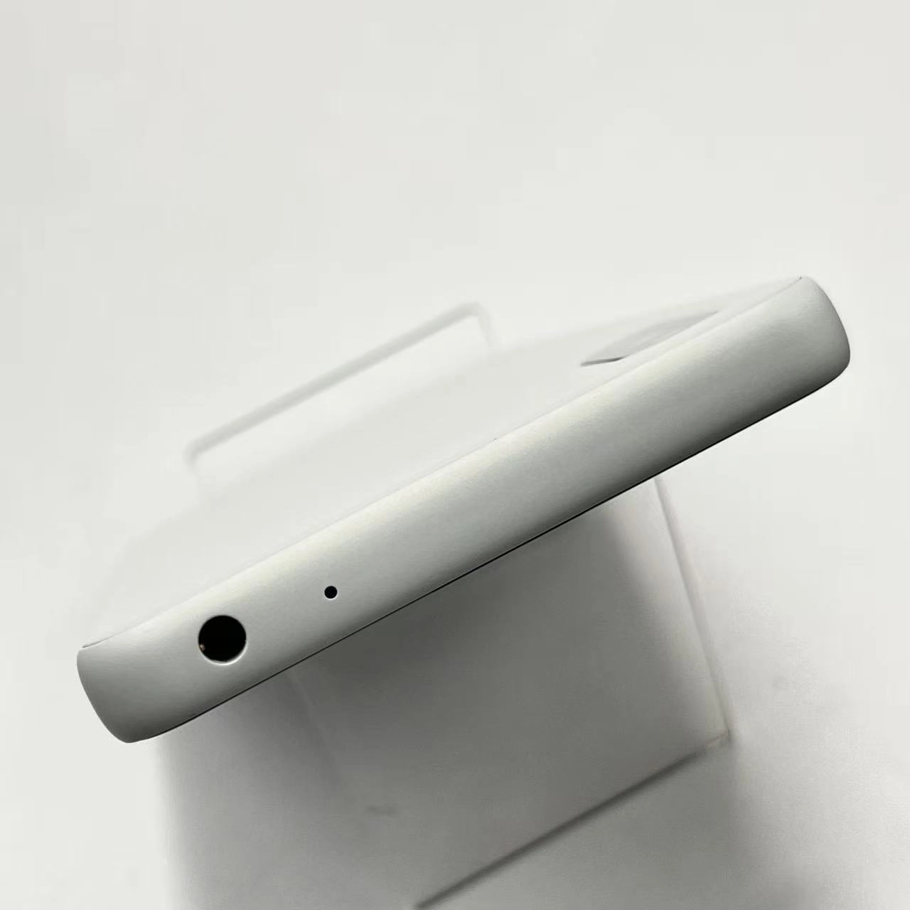 Xperia Ace II 64GB ホワイト SO-41B docomo版SIMフリー