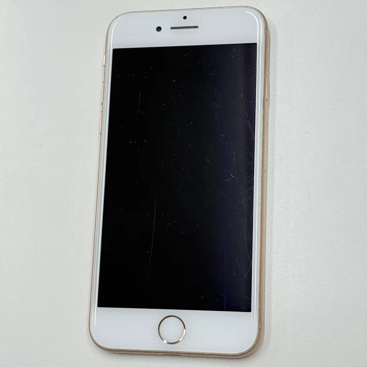 iPhone8 64GB ゴールド MQ7A2J/A AU版SIMフリー 訳あり品