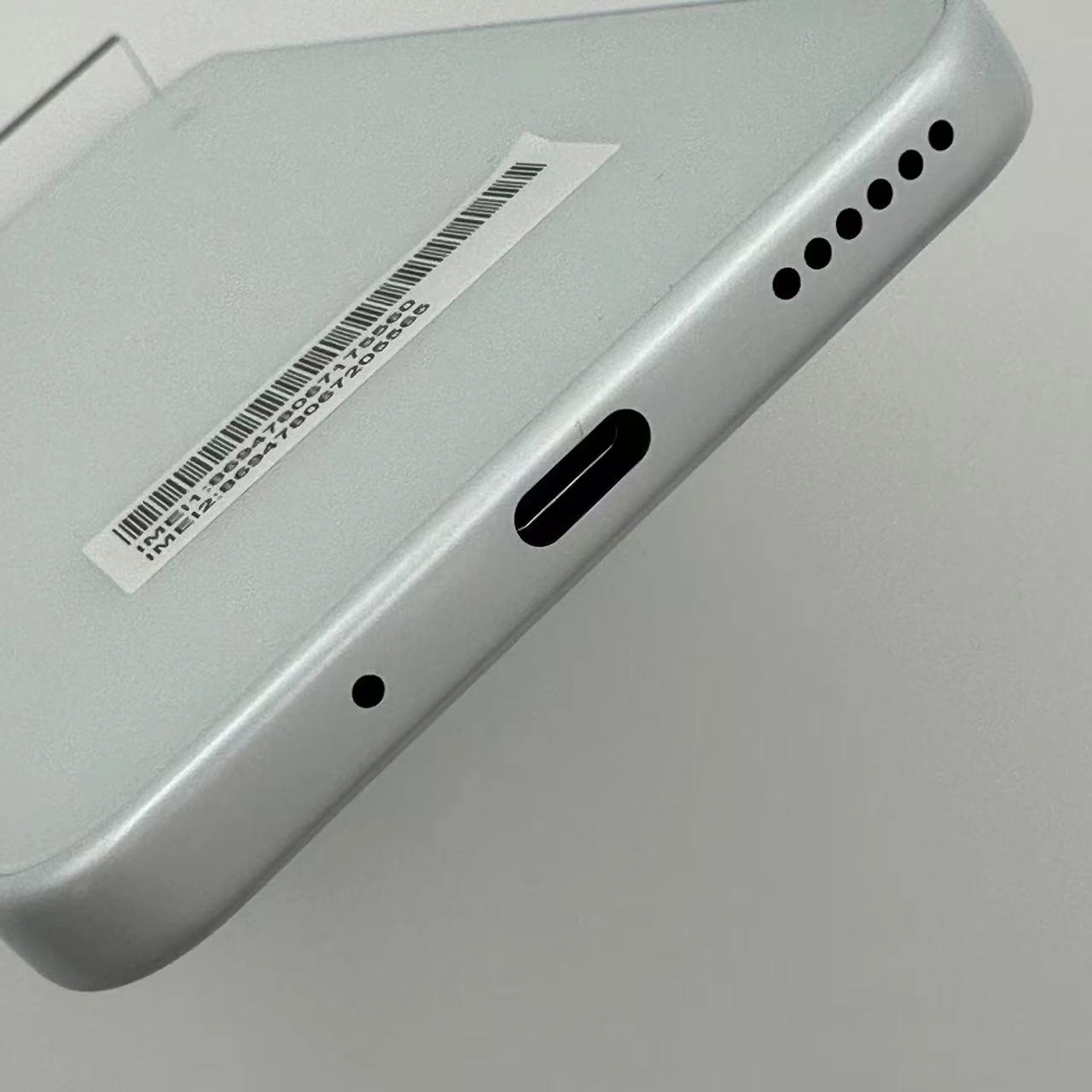 Libero 5G IV 128GB ホワイト A302ZT Y!mobile版SIMフリー 新品未使用