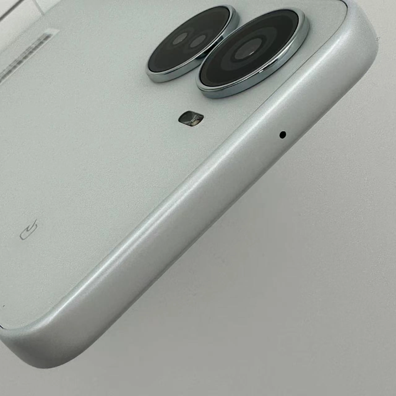 Libero 5G IV 128GB ホワイト A302ZT Y!mobile版SIMフリー 新品未使用