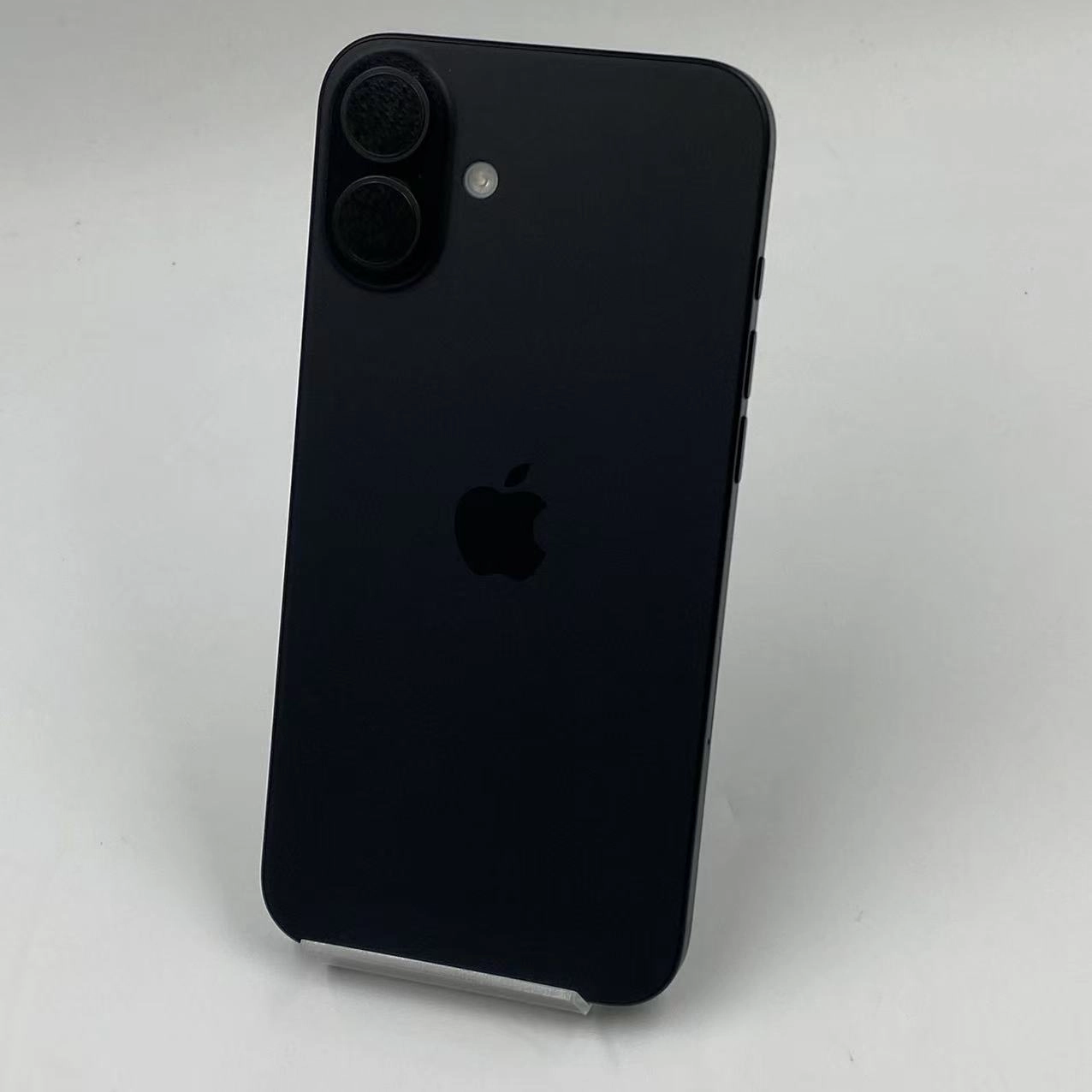 iPhone16 Plus 128GB ブラック NXVA3J/A Apple版SIMフリー 未使用品
