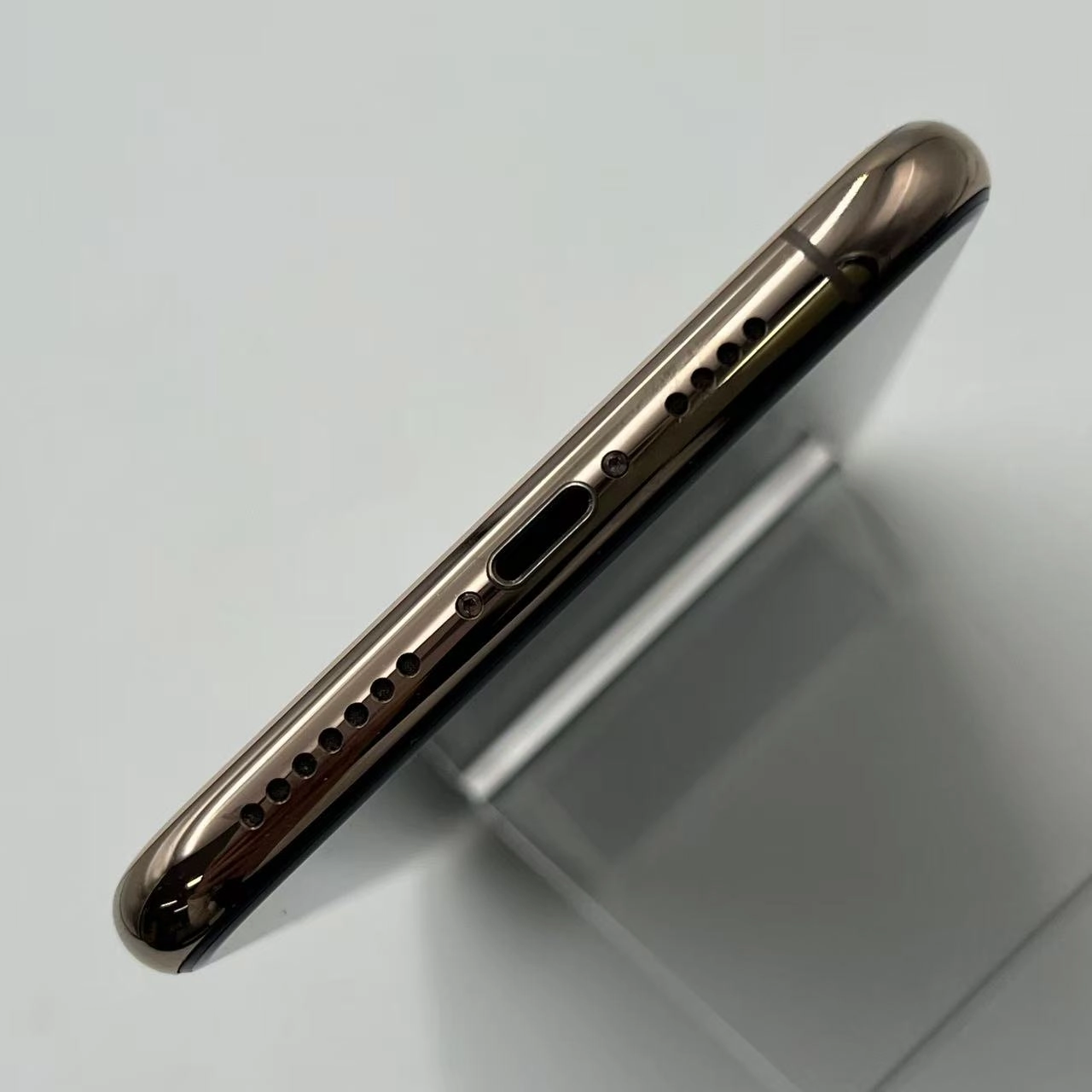 iPhone11 Pro Max 256GB ゴールド MWHL2J/A AU版SIMフリー