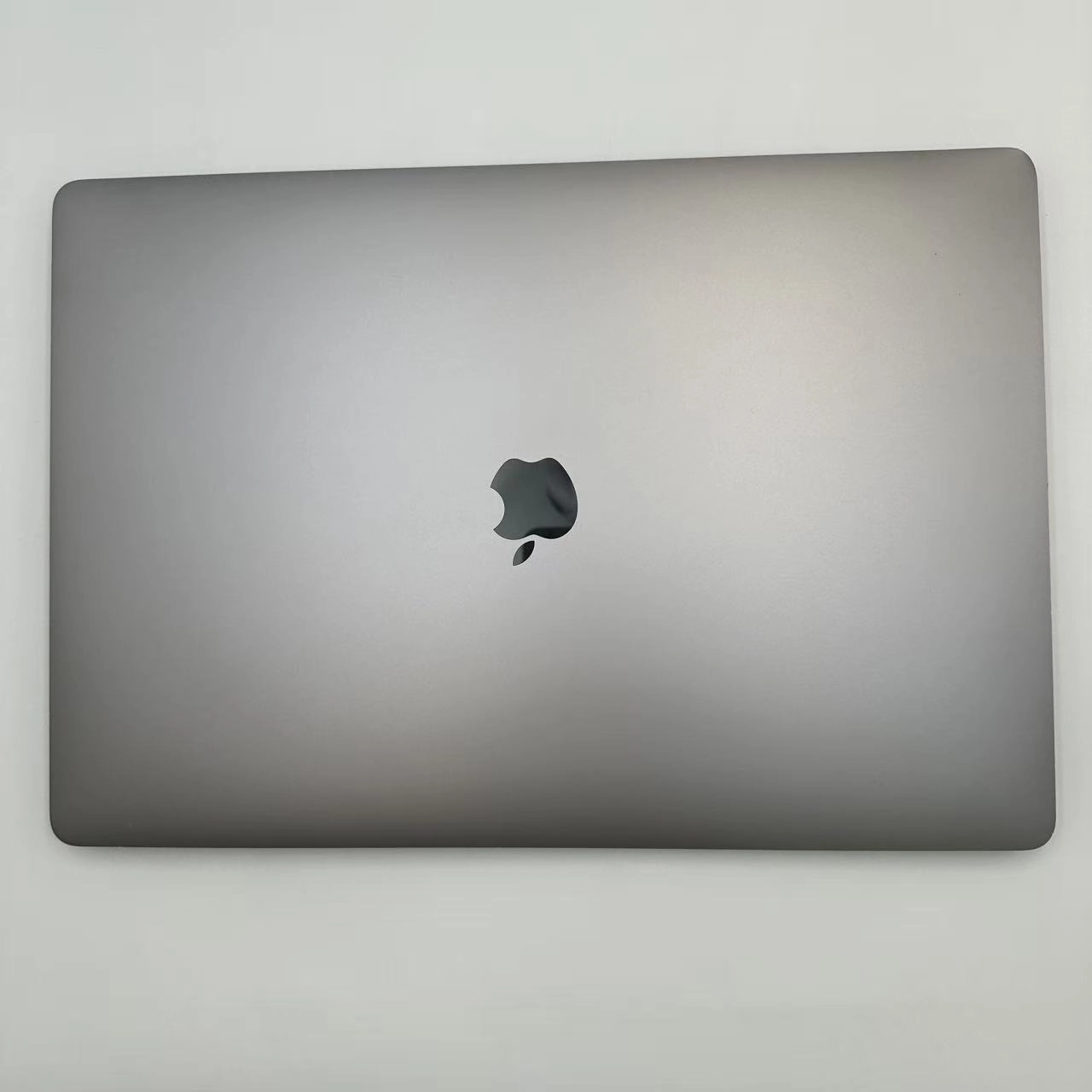 Macbook Pro 16インチ 2019 2.6GHz Corei7 16GB 512GB A2141 スペースグレイ 16GB/512GB