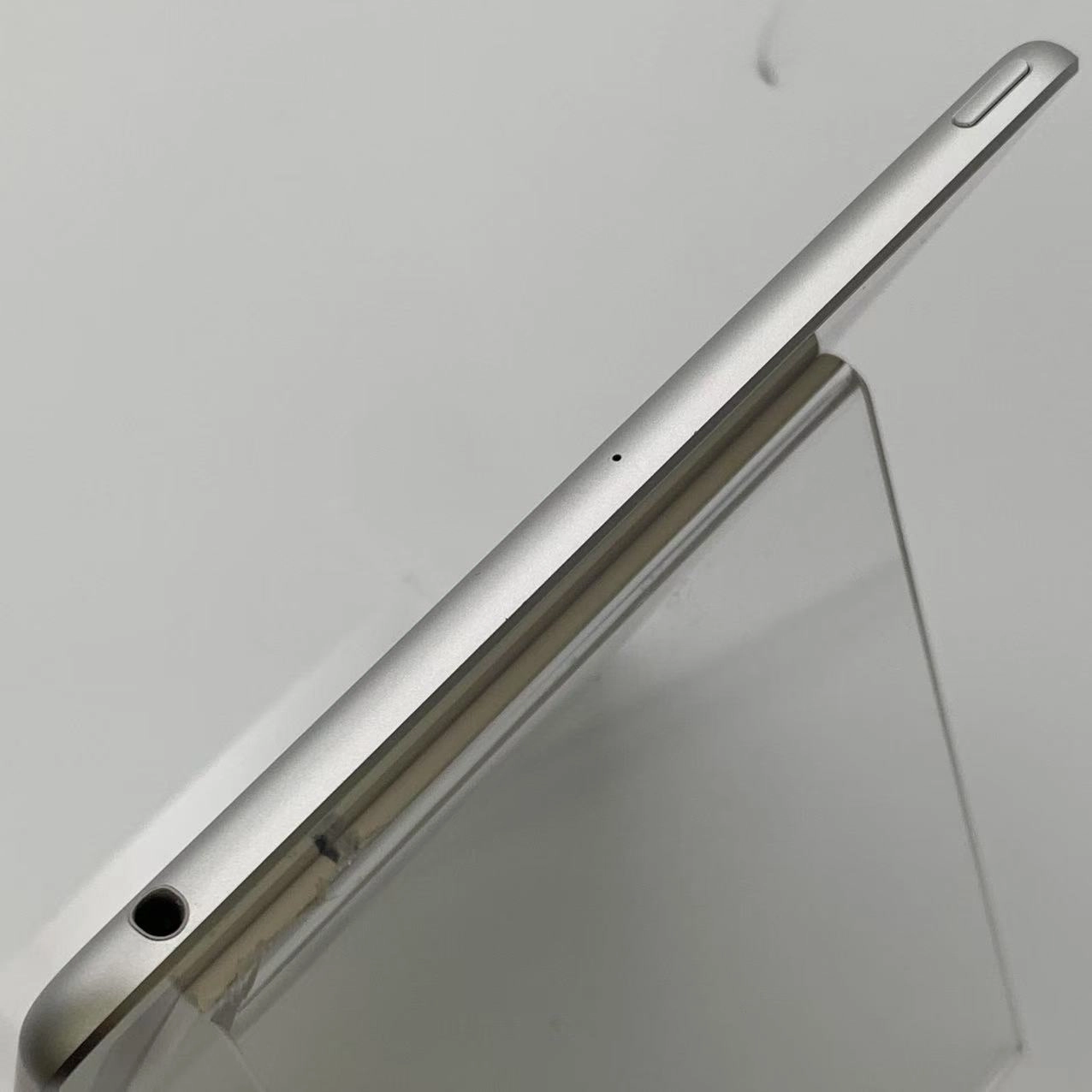 iPad mini 第5世代 Wi-Fiモデル 64GB シルバー MUQX2X/A